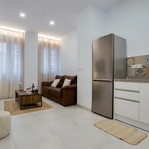 Iceberg Luxury Free Parking Appartement